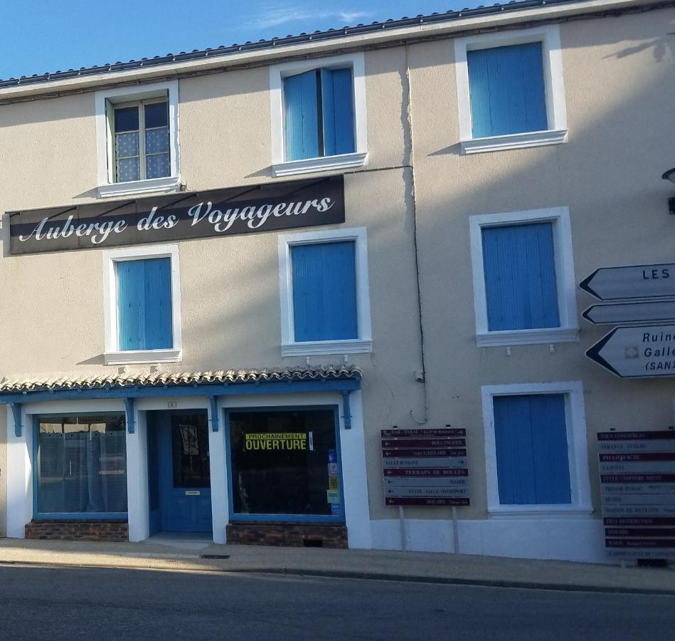 L'Auberge Des Voyageurs Ménigoute Εξωτερικό φωτογραφία